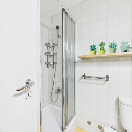 Charming 1br W/ Sofa Bed In The Heart Of Alfama | By Airnest Lissabon