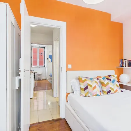 Charming 1br W/ Sofa Bed In The Heart Of Alfama | By Airnest
